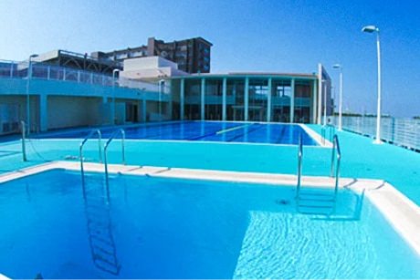 宜野湾マリン支援センターのダイビングプール