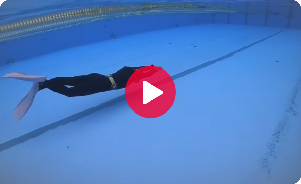 プールトレーニング ダイナミック・アプネア